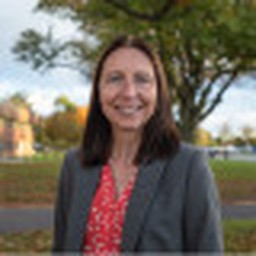 Dr Kirsty Hewitson FRSC